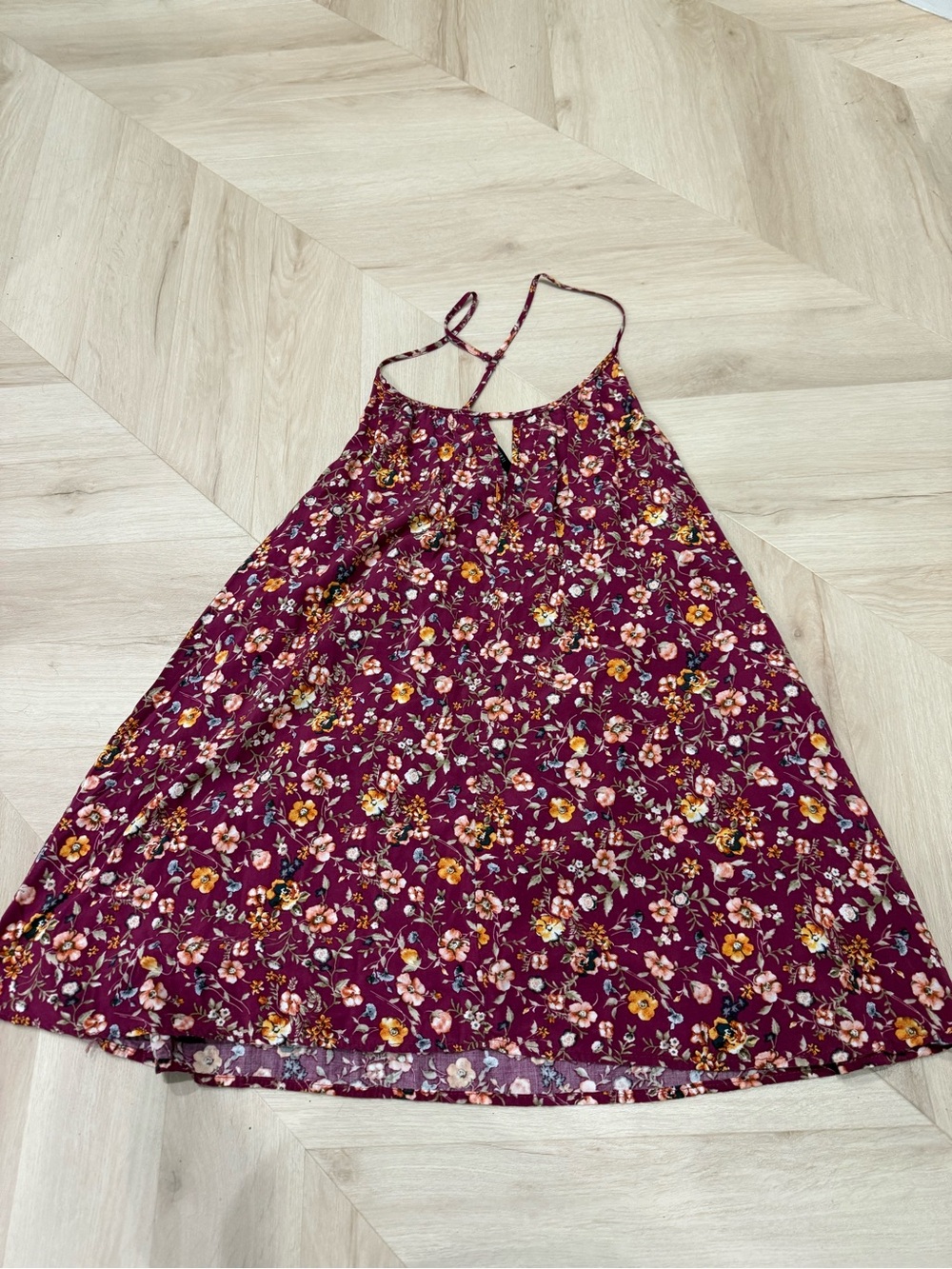 Forever 21 Burgundy Floral Spaghetti-Strap Dress
